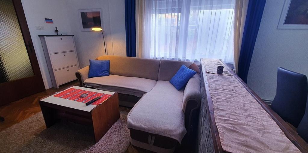 Apartman Ksenija Ðakovo Zewnętrze zdjęcie